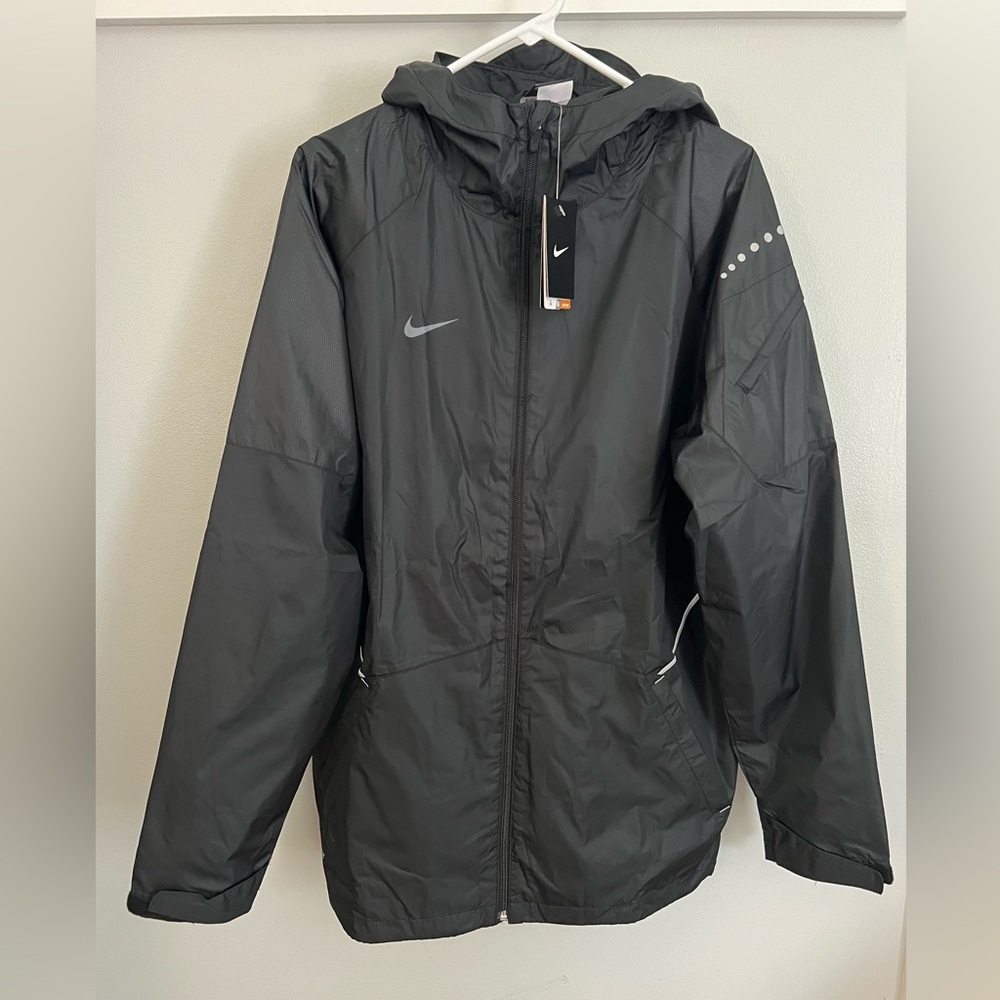 Nike Men’s Golf Rain Jacket